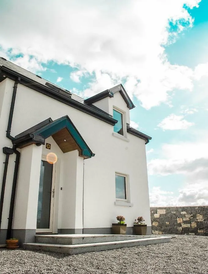 Corrib View Farmhouse 戈尔韦 公寓